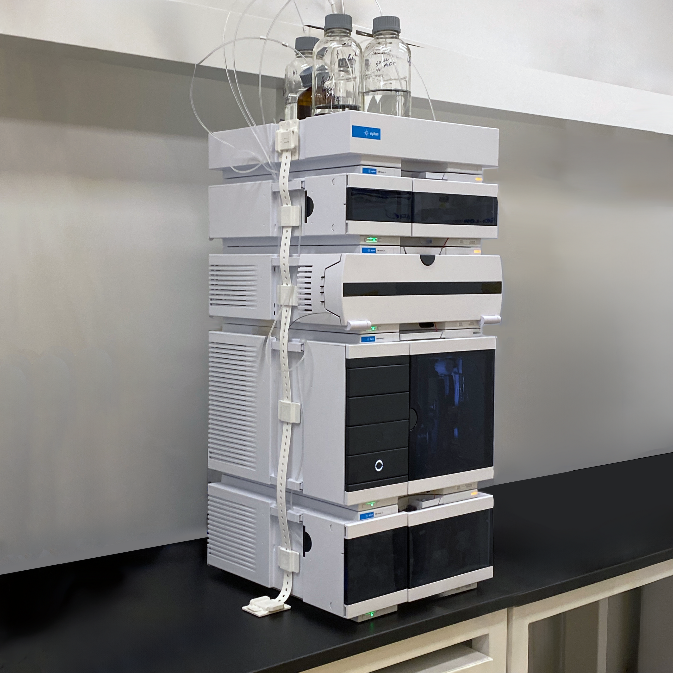 Stacked Equipment (HPLC) Fasteners - SAFE-T-PROOF
